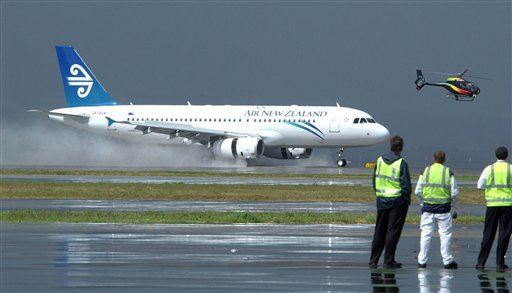 air new zealand captain unhappy about tarmac delay, airline says